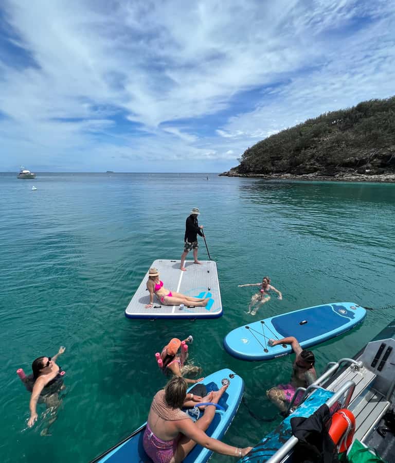 Yeppoon: Great Keppel Island Fast Boat Snorkel & Lunch Tour - White beaches, short walks and island views