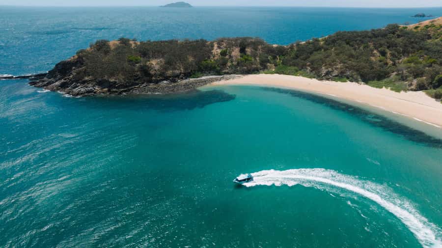 Yeppoon: Great Keppel Island Fast Boat Snorkel & Lunch Tour - The final call: book it or skip it?