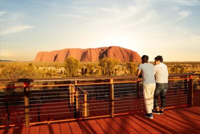 Uluru Sunrise and Kata Tjuta Day Trip by Bus